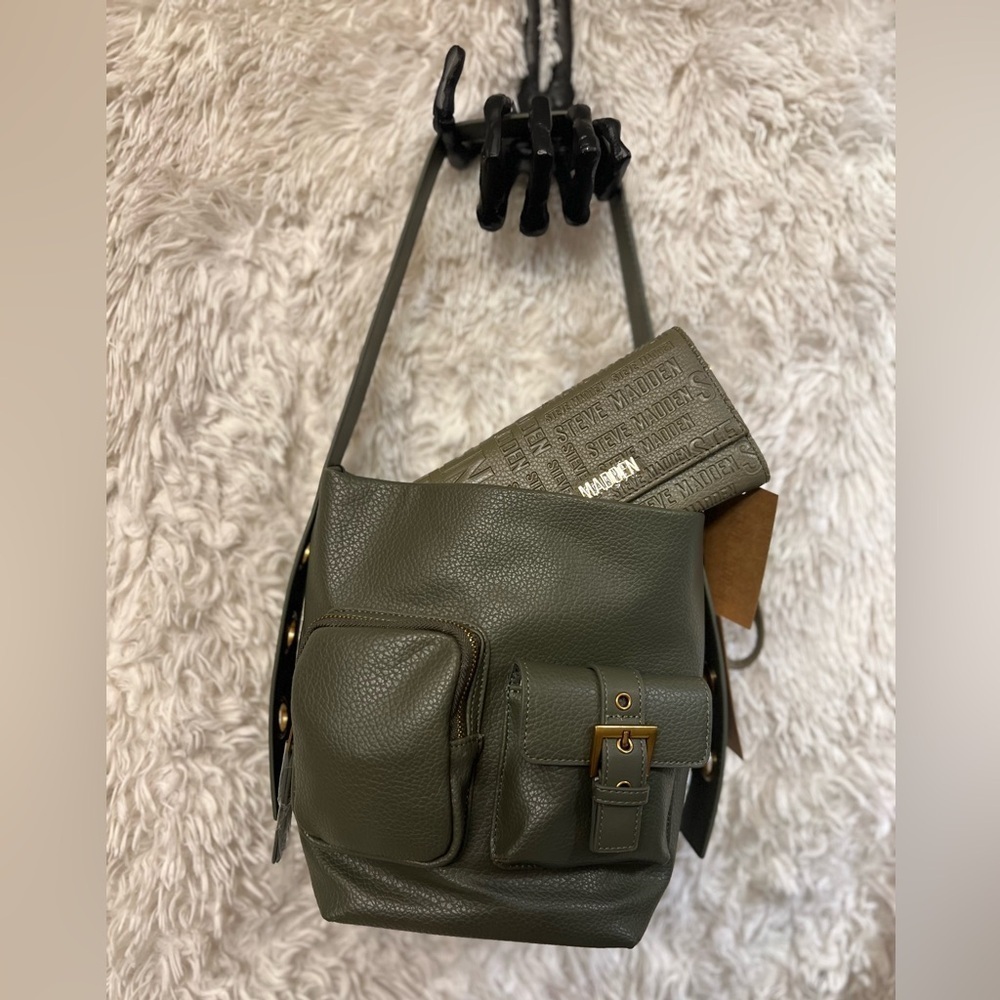 💚💚NWT-STEVE MADDEN OLIVE GREEN SHOULDER BAG AND WALLET💚💚 - Picture 6 of 17